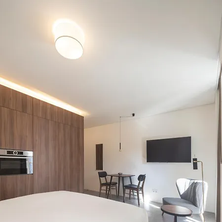 Lsa Avenida By Numa Aparthotel Lisbona