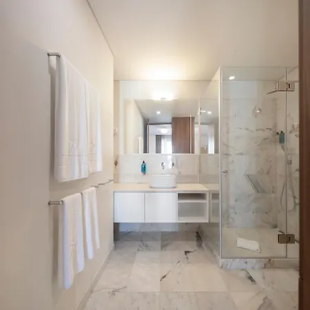 Aparthotel Lsa Avenida By Numa