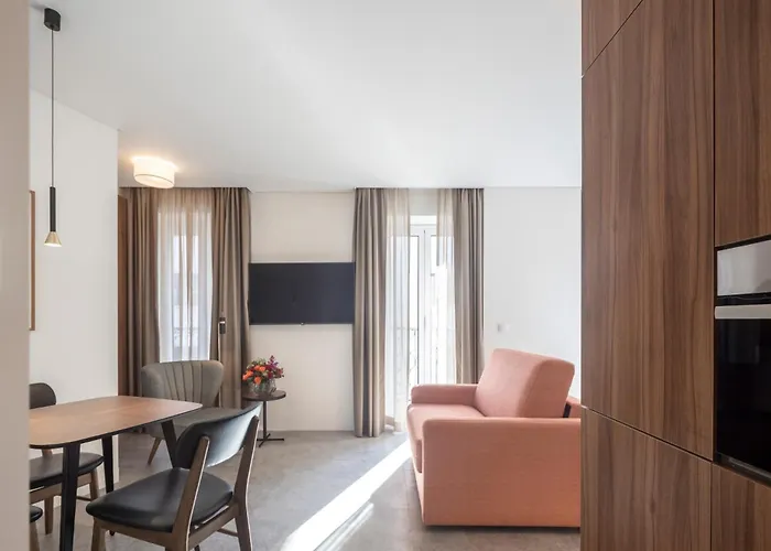 Lsa Avenida By Numa 4*