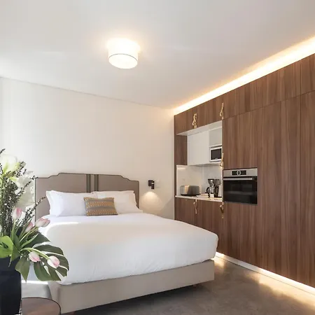 Ξενοδοχείο με διαμερίσματα Lsa Avenida By Numa 4*