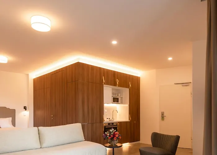 Lägenhetshotell Lsa Avenida By Numa 4*